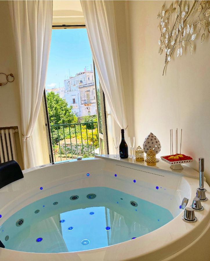 Suite La Terrazza Di Don Peppino أوستوني المظهر الخارجي الصورة